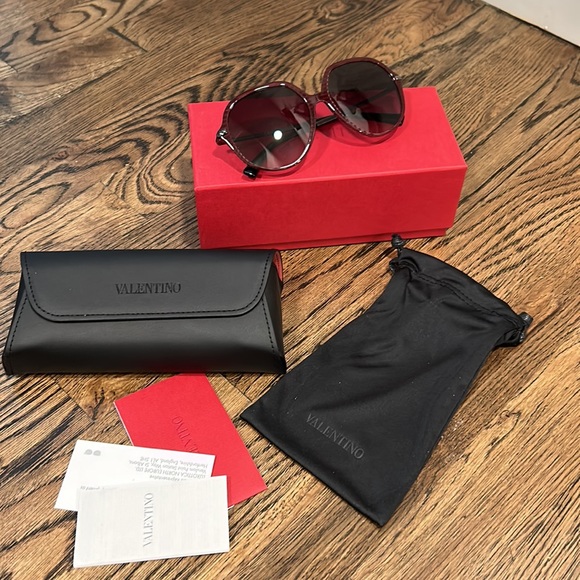 Valentino Gradient Women sunglasses - Picture 5 of 12